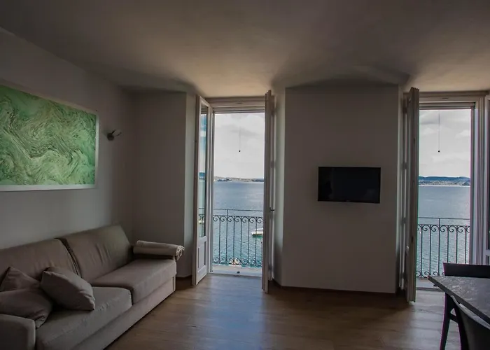 La Dimora Del Glicine *